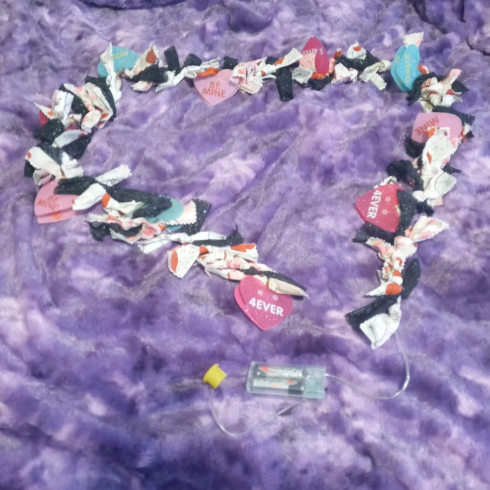 50ft Light Up Conversation Hearts Garland